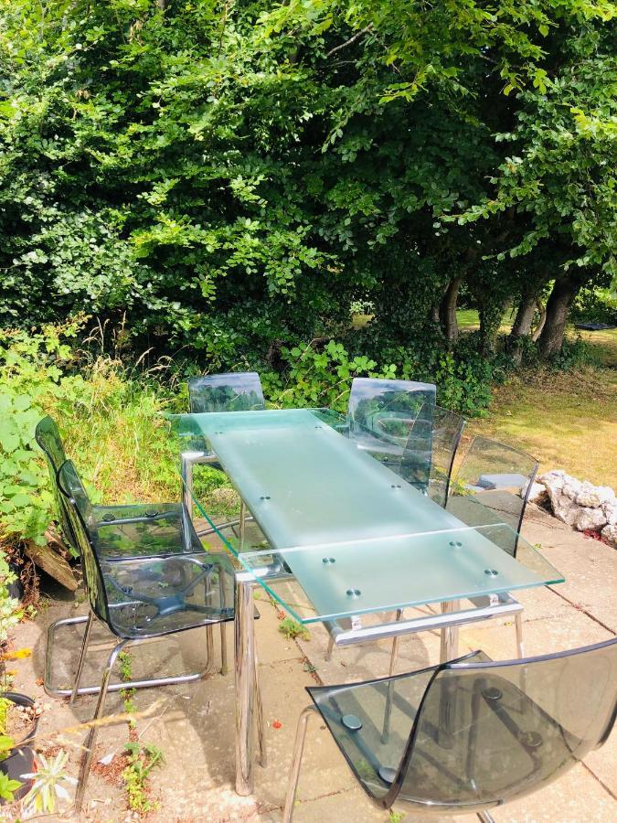 Amazing Quiet Garden House Near London Luton Airport Apartment Exterior photo